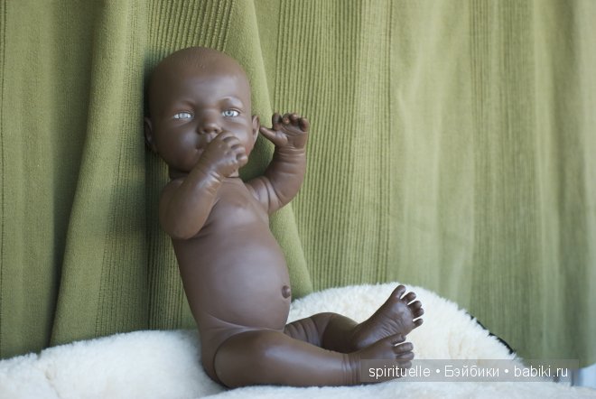 Очень любимая, старенькая малышка или немного винтажа у меня дома. Кукла-пупс итальянской фирмы "EFFE"