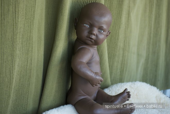 Очень любимая, старенькая малышка или немного винтажа у меня дома. Кукла-пупс итальянской фирмы "EFFE"