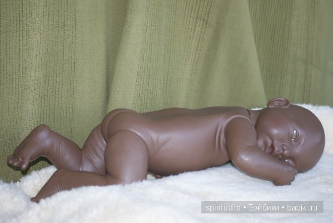 Очень любимая, старенькая малышка или немного винтажа у меня дома. Кукла-пупс итальянской фирмы "EFFE"