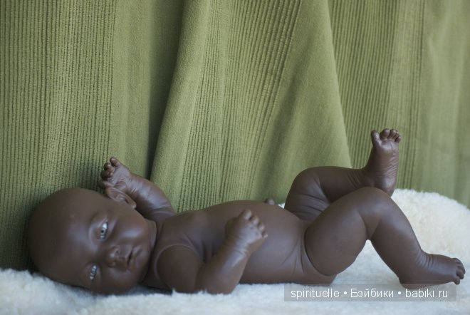 Очень любимая, старенькая малышка или немного винтажа у меня дома. Кукла-пупс итальянской фирмы "EFFE"