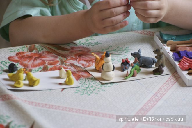 Я леплю из пластилина мишку,зайку и машину (фото 2)