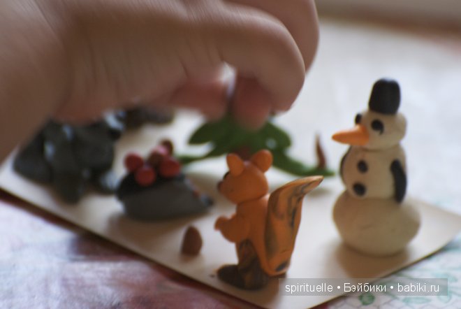 Я леплю из пластилина мишку,зайку и машину (фото 3)