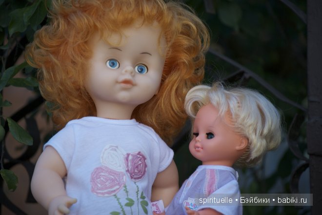 Наши куклы на даче или еще немного лета