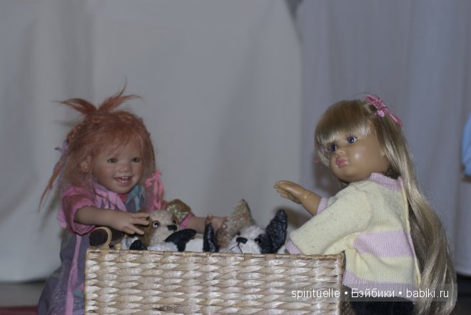 Ну очень неожиданный день в жизни моих куклодочек! Большой переполох или тук-тук, откройте