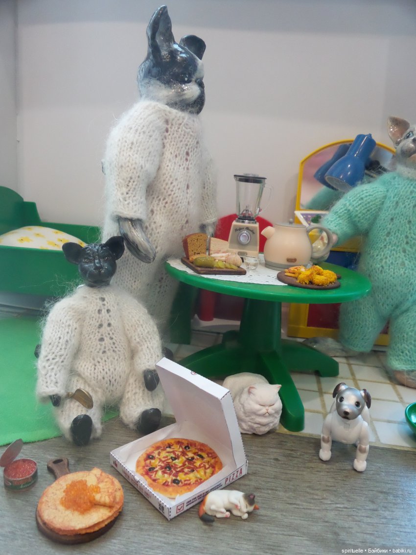 Обычный день одной кошки и одной собаки (фото 9)