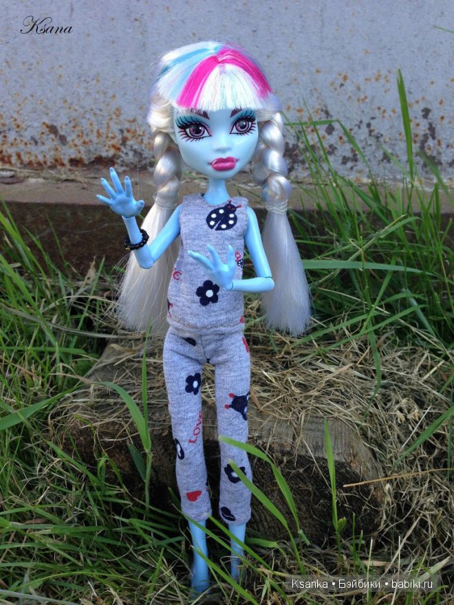 Вспоминая лето. Abbey Bominable от Monster High (фото 6)