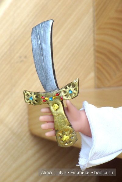 Маленькая Разбойница — Одежда и обувь для кукол своими руками: фото (фото 3)