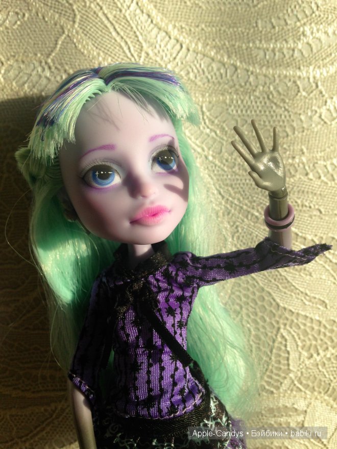 Малышка Твайла ООАК, кукла Монстер Хай (фото 3)
