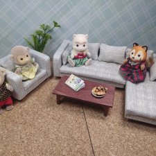 Мини гарнитур мягкой мебели, в масштабе 1/12