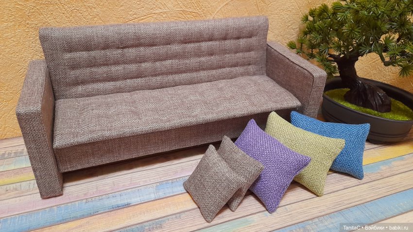 Ещё один реалистичный диван ручной работы в масштабе 1/6 (фото 6)