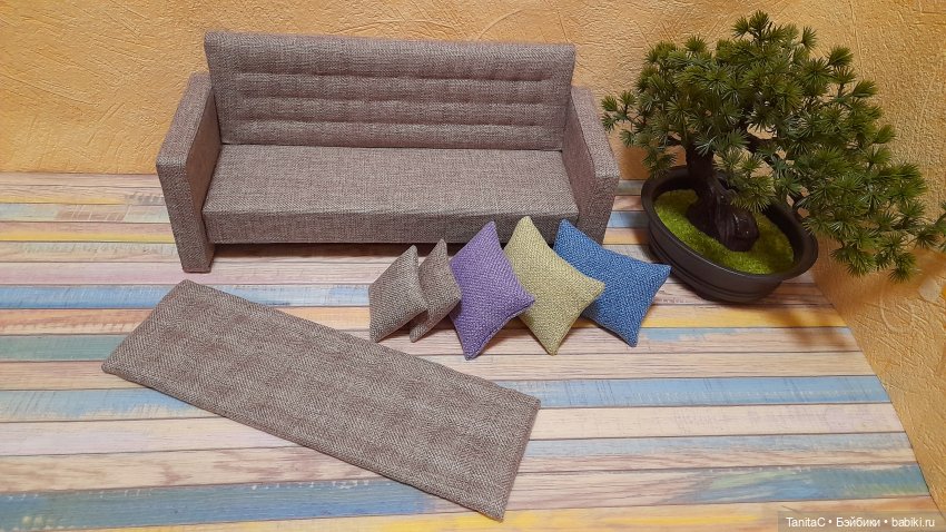 Ещё один реалистичный диван ручной работы в масштабе 1/6 (фото 7)