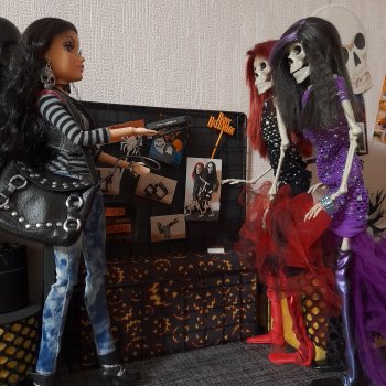 Косточки в подарок - Глава 5 В гостях у 🍷ШЕРИ ЧЕРРИ 🍒