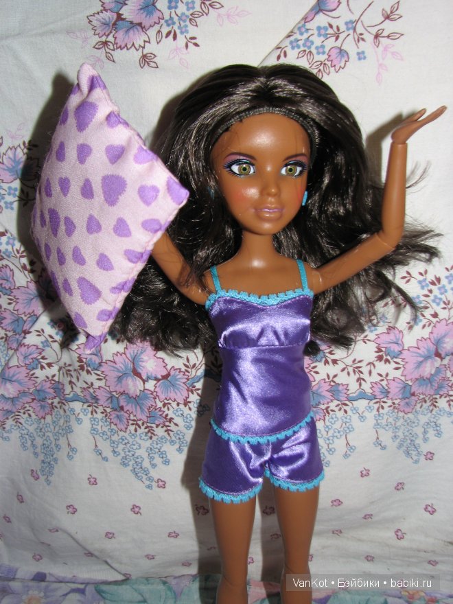 Новая подружка, кукла Лив