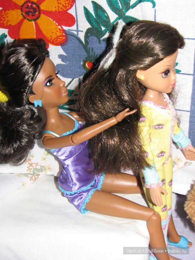 Новая подружка, кукла Лив