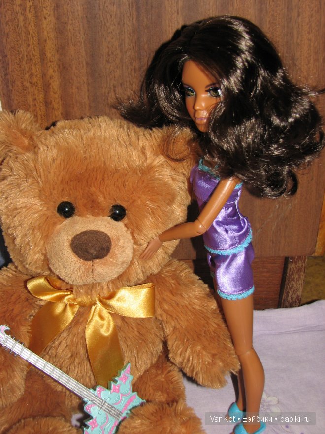 Новая подружка, кукла Лив