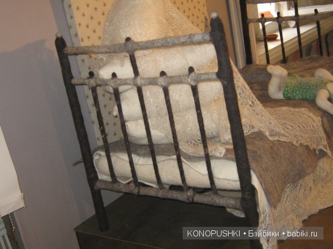 Выставка авторских кукол и игрушек Ирины Андреевой "Узелки на память", Челябинск