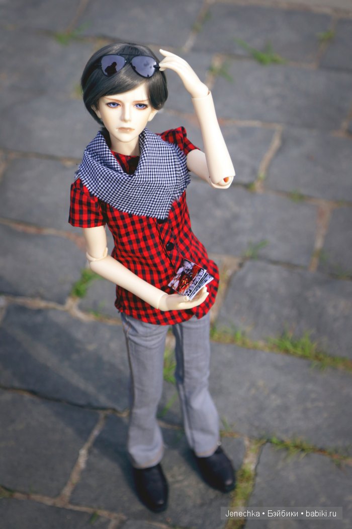 Хорошо гуляется в новых одёжках