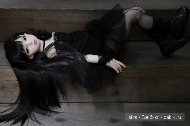 Шарнирная кукла " Чёрная орхидея" (фото 6)