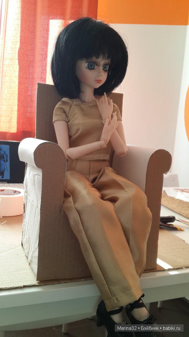 Я его слепила из того что было... Кресло для куклы своими руками. Мастер класс (фото 6)