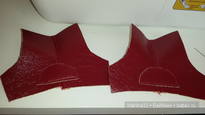 Ботинки, тапочки, платье и парик для куклы своими руками. Небольшая переделка (фото 4)