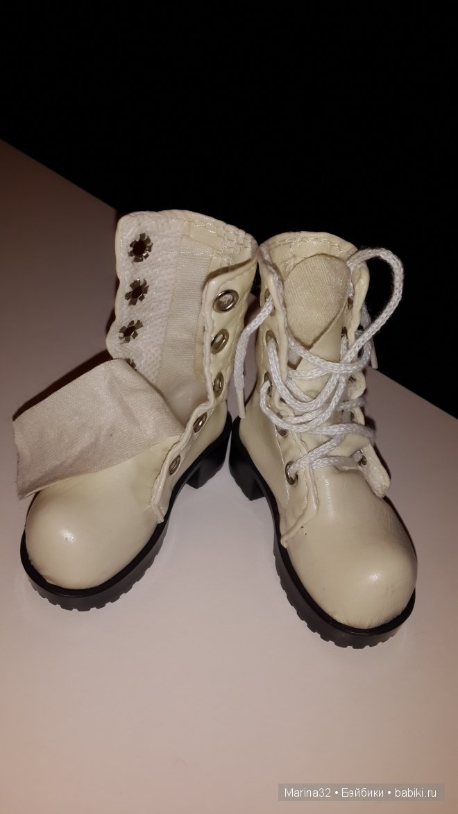 Ботинки, тапочки, платье и парик для куклы своими руками. Небольшая переделка