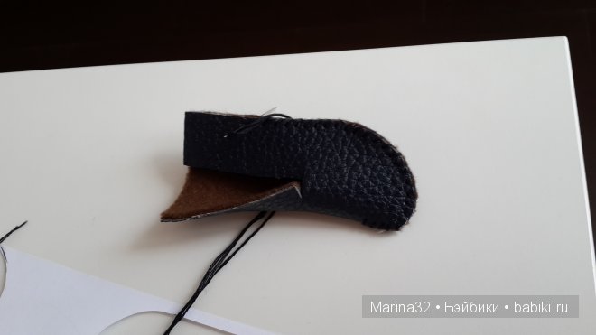 Ботинки, тапочки, платье и парик для куклы своими руками. Небольшая переделка (фото 7)