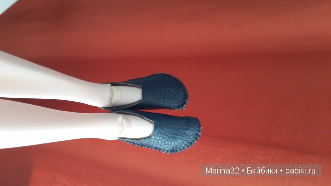 Ботинки, тапочки, платье и парик для куклы своими руками. Небольшая переделка (фото 8)