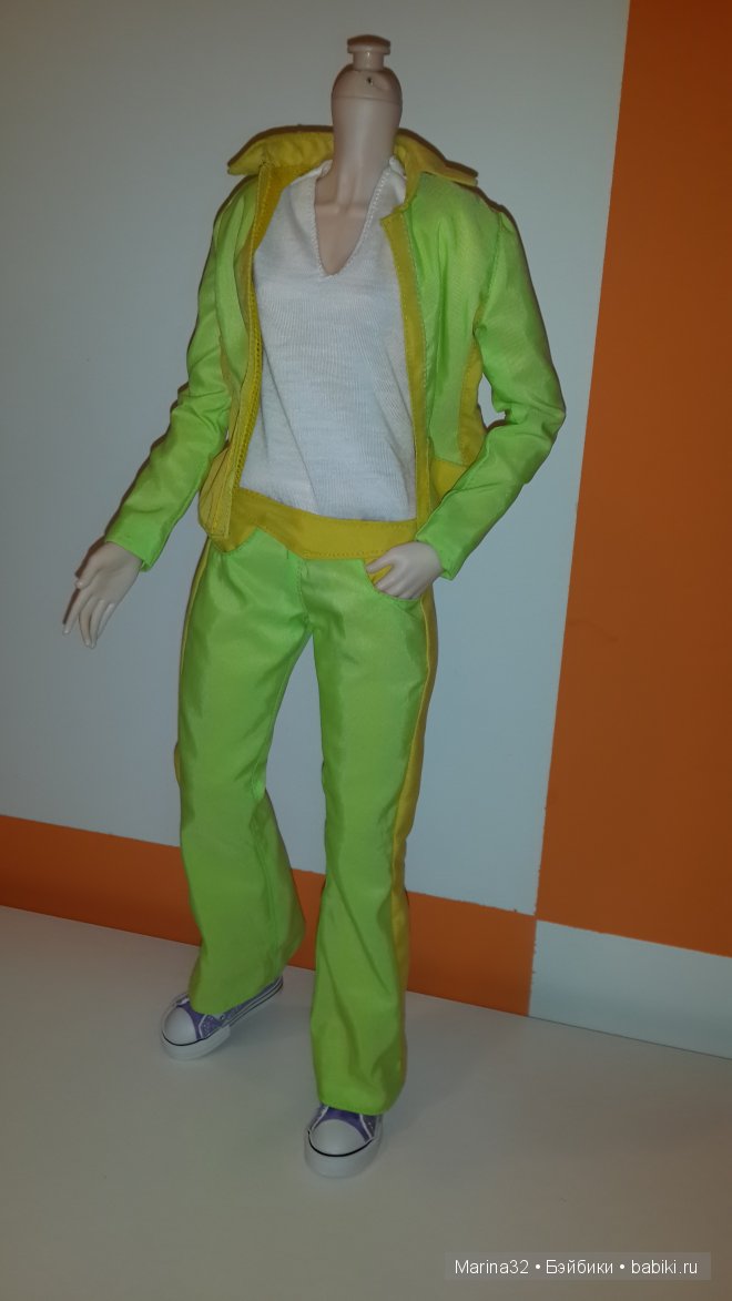 Спортивный костюм для куклы "Звезда подиума" 60 см (фото 4)