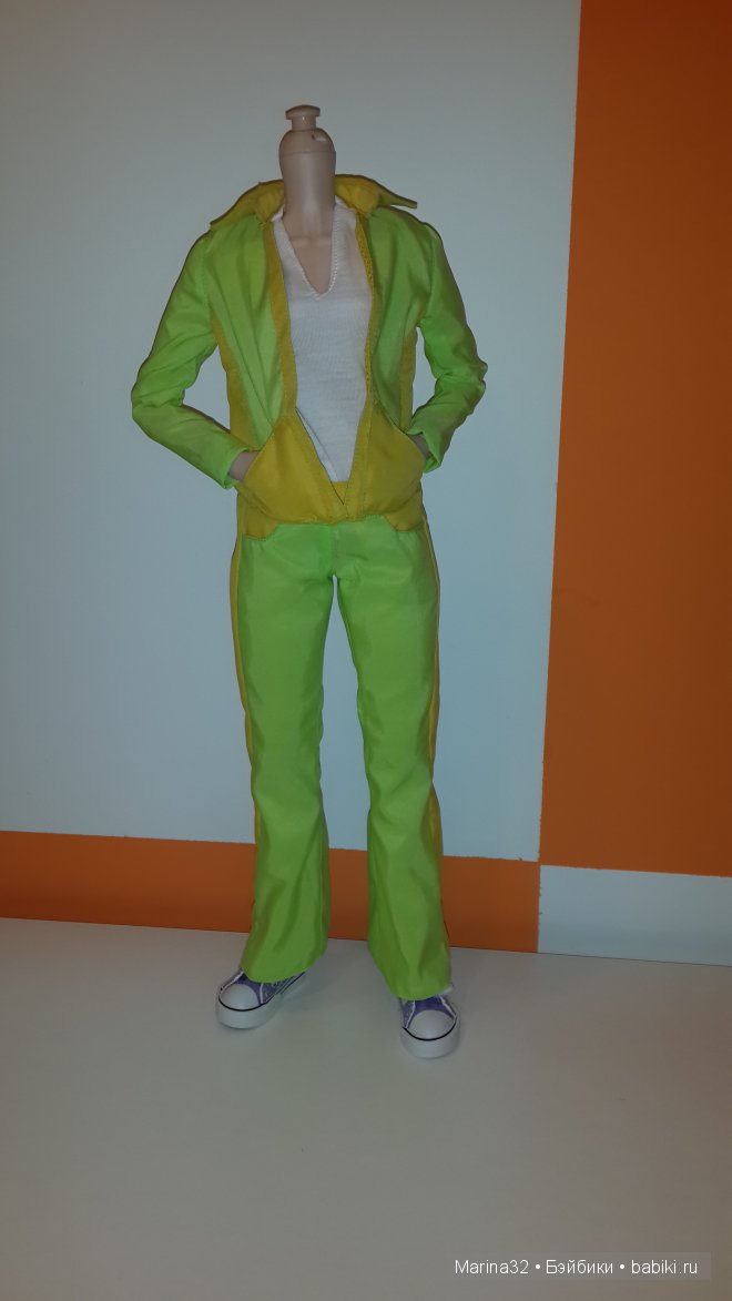 Спортивный костюм для куклы "Звезда подиума" 60 см