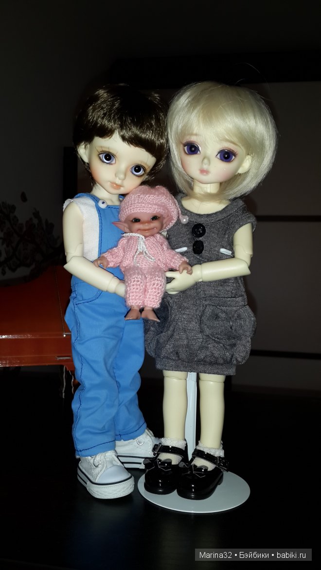 Новые девочки, мебель и школьная форма для Кики (Realpuki Soso & Honey Delf) (фото 5)