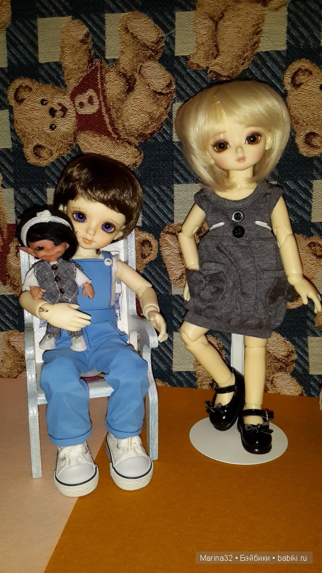 Новые девочки, мебель и школьная форма для Кики (Realpuki Soso & Honey Delf)