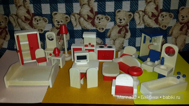 Новые девочки, мебель и школьная форма для Кики (Realpuki Soso & Honey Delf)