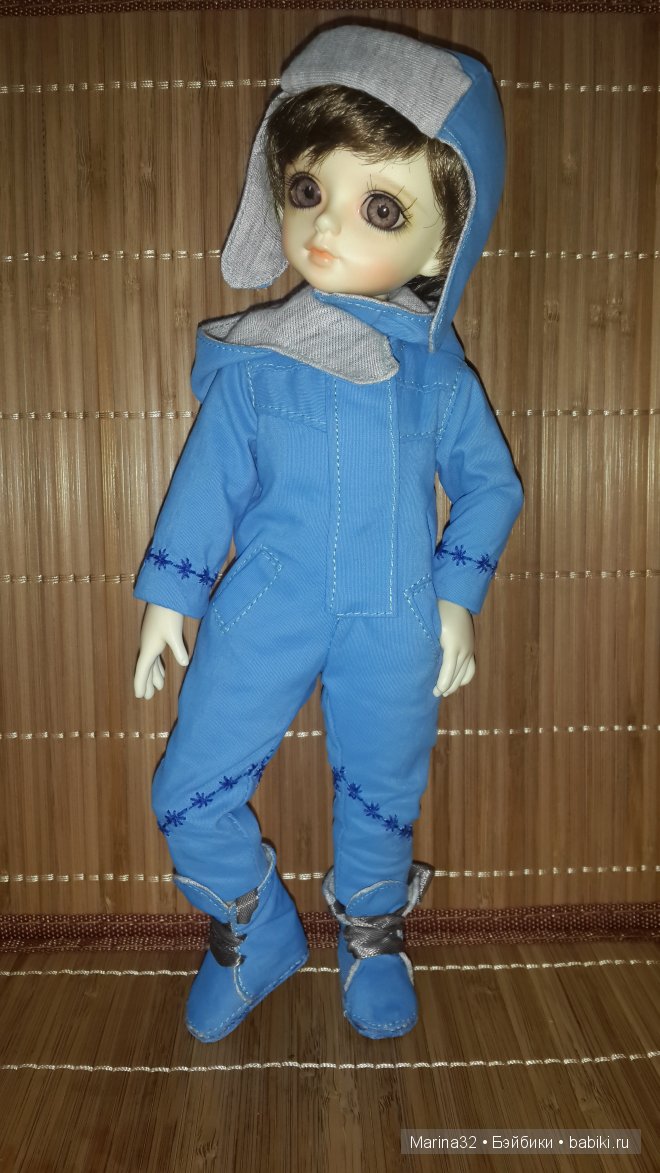 Лучшая одежда для деток-комбинезон! Ну, и ботинки с шапкой конечно же))) | Бэйбики Лучшая одежда для деток-комбинезон! Ну, и ботинки с шапкой конечно же)))