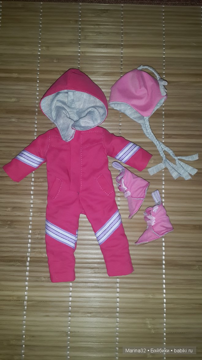 Лучшая одежда для деток-комбинезон! Ну, и ботинки с шапкой конечно же))) | Бэйбики Лучшая одежда для деток-комбинезон! Ну, и ботинки с шапкой конечно же)))