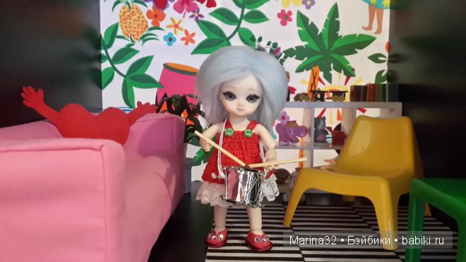 Как Даша (Ginger AI) Марину (Lex741) поздравляла