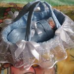 Люлька-переноска для маленькой крохи.