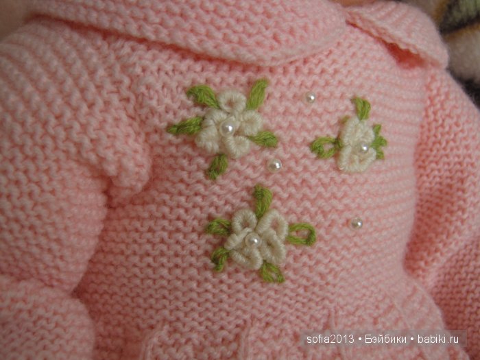 Розовый наряд с вышивкой в технике рококо | Бэйбики Розовый наряд с вышивкой в технике рококо (фото 7)