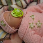 Розовый наряд с вышивкой  в технике рококо