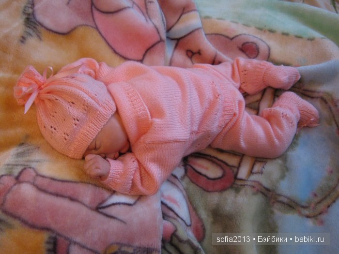 Ажурные костюмчики для куколок реборн (фото 5)