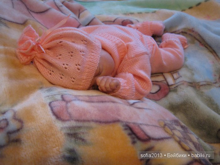 Ажурные костюмчики для куколок реборн