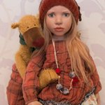 Sienna и мишка Cosmo от Zwergnase