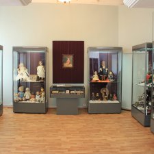 Выставка антикварных кукол и игрушек в городе Темрюк. "Старинные куклы и игрушки 2017"