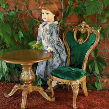 Приглашаю в гости! Столик и стульчик из бука