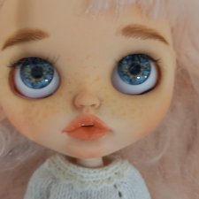 Красивая девочка