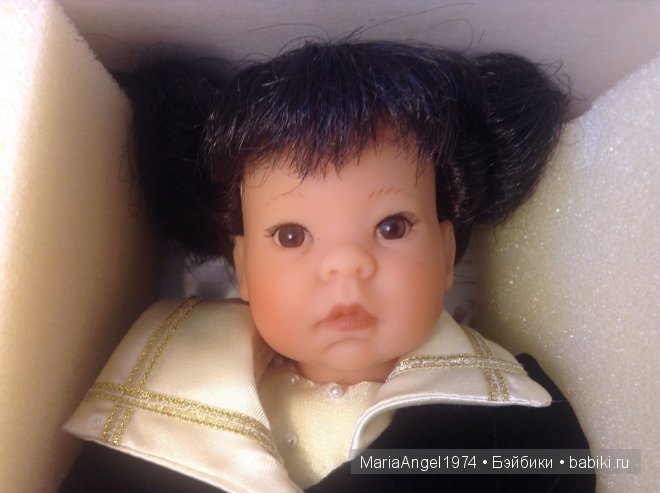 Maia - Lee Middleton Artist Studio Classic Miniatures