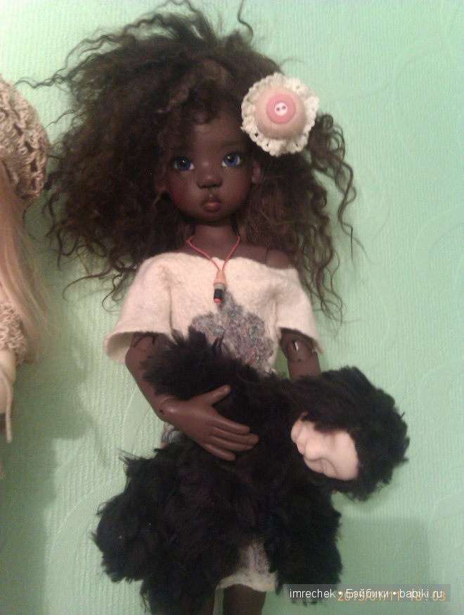 Моя нежданная радость - темненькая Мики. Miki darkest tan, Kaye Wiggs