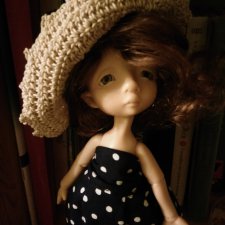 Загадка: Сидит Груша- нельзя скушать. А хочется