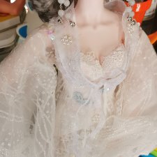 Белый, белый, белый как снег