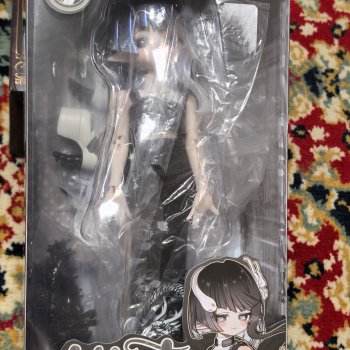 Морские самоцветы, серебристая змея