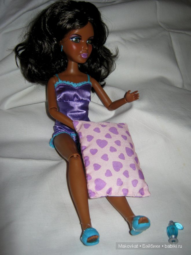 Пижамная вечеринка! Куклы Liv (фото 7)